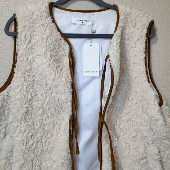 Commense Sherpa Teddy Vest – New With Tags - Picture 5 of 14